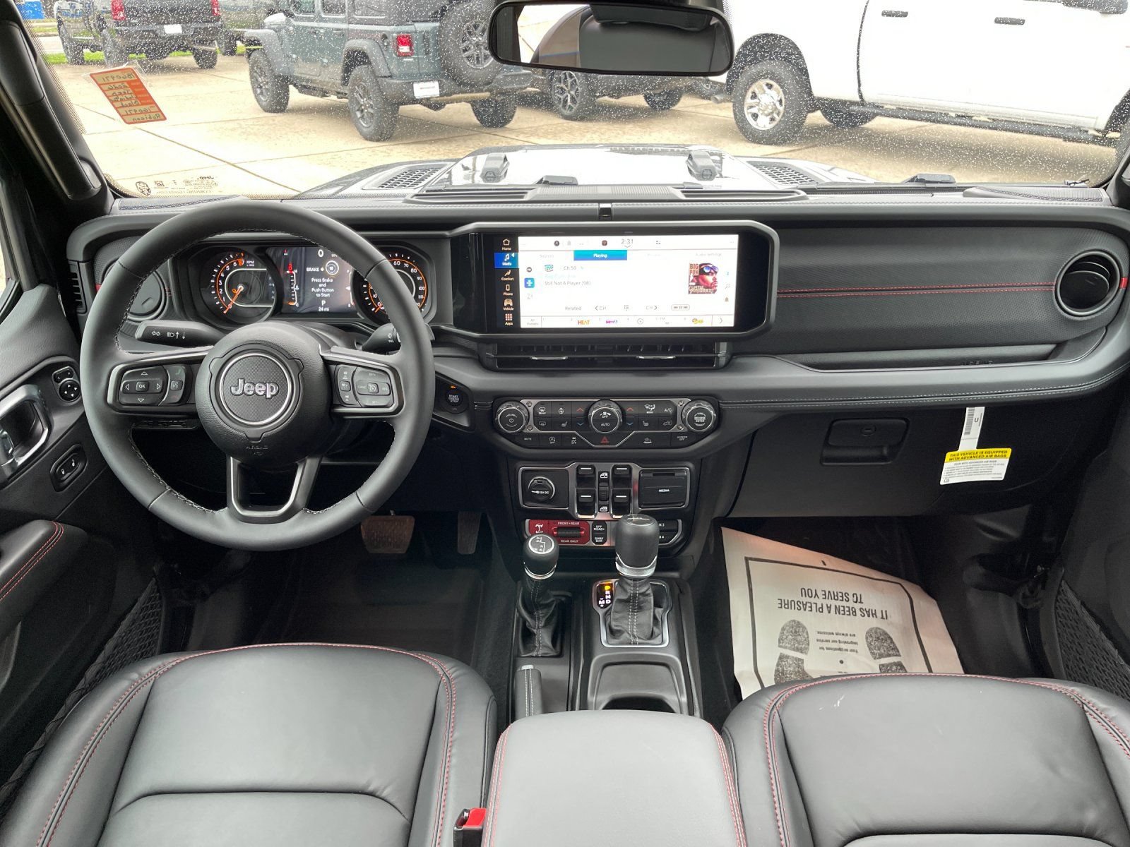 New 2026 Jeep Gladiator Rubicon w/ Steel Power Dome Hood Package AWD/4WD image 15