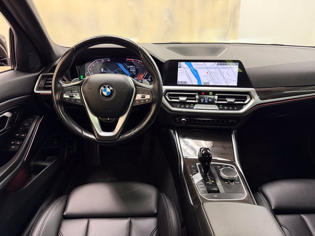 Used 2022 BMW 330i xDrive Sedan w/ Driving Assistance Package AWD/4WD image 19