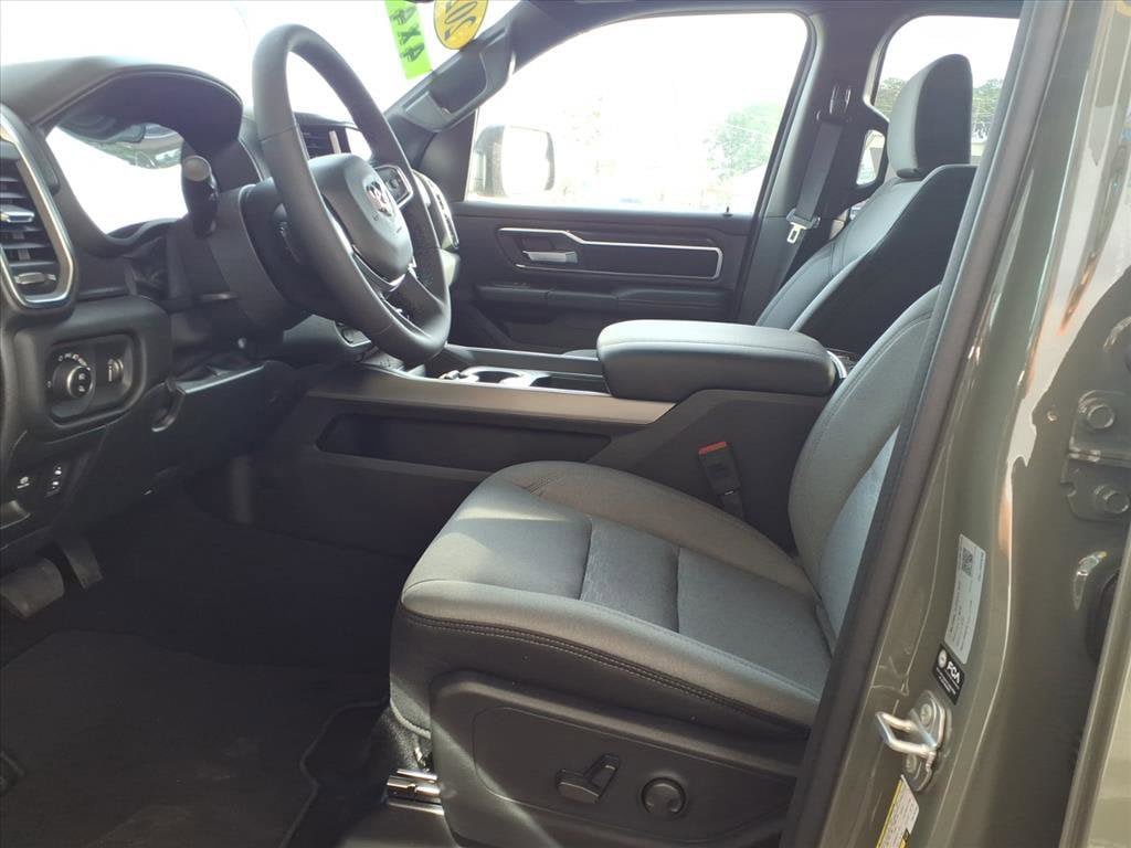 New 2026 RAM 1500 Big Horn AWD/4WD image 12