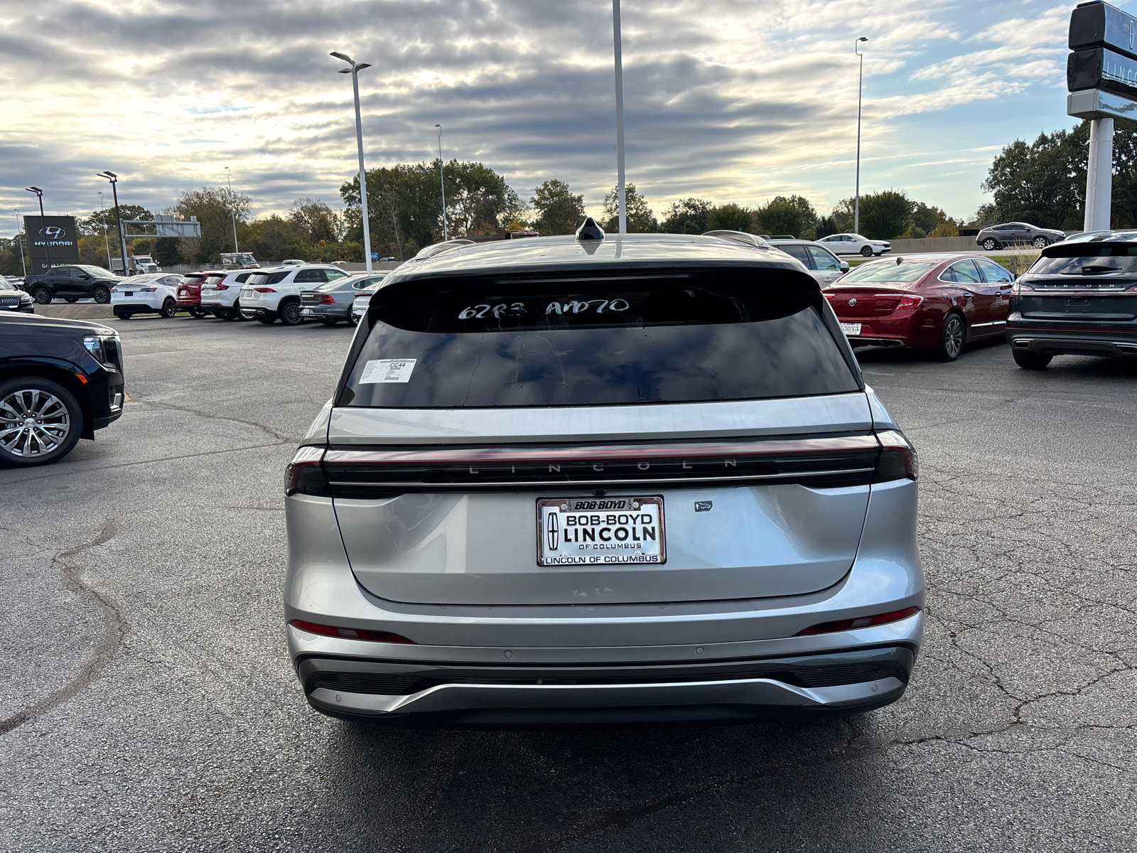 New 2026 Lincoln Nautilus Black Label w/ Jet Appearance Package image 6