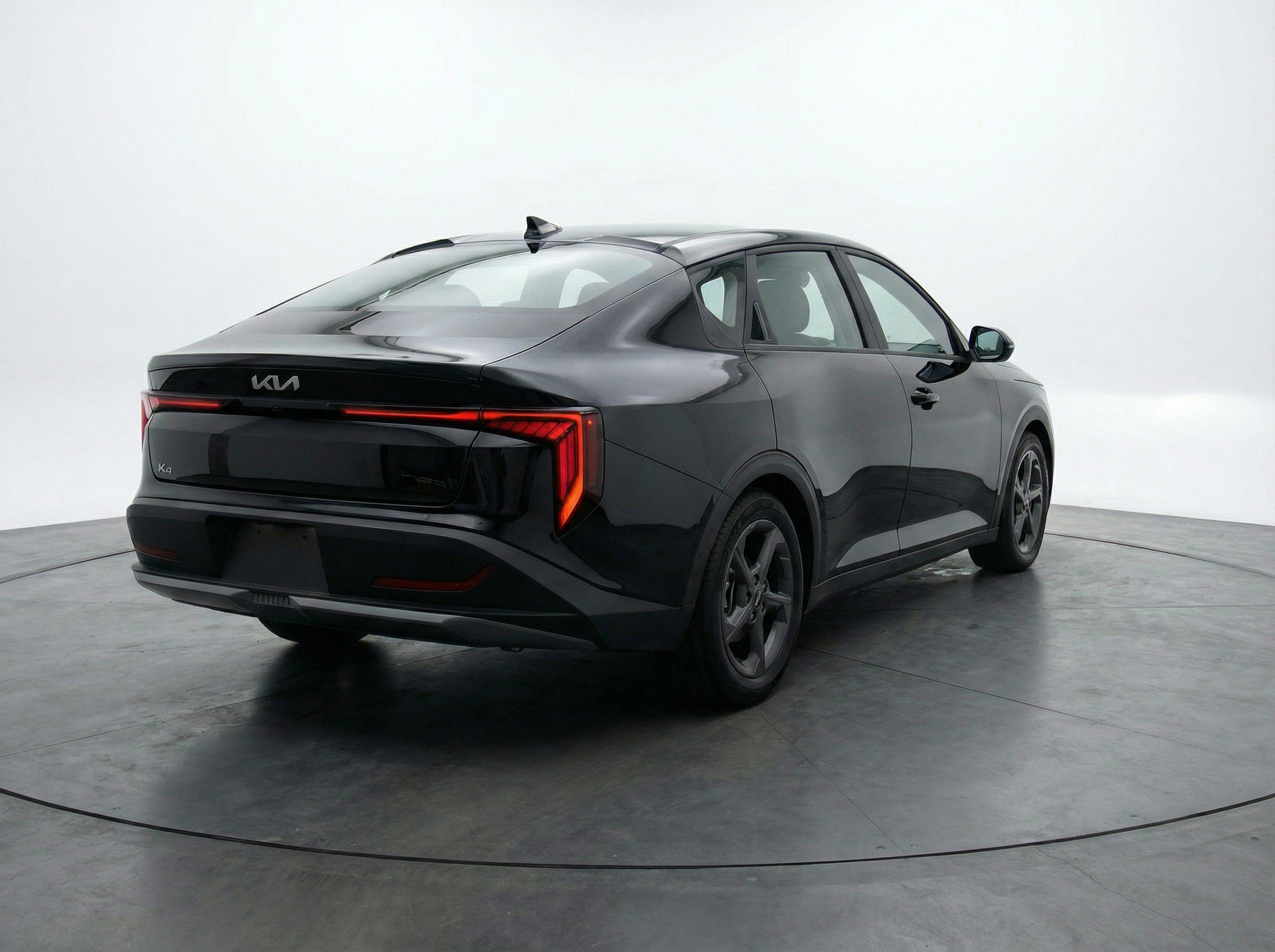 Used 2025 Kia K4 FWD image 9