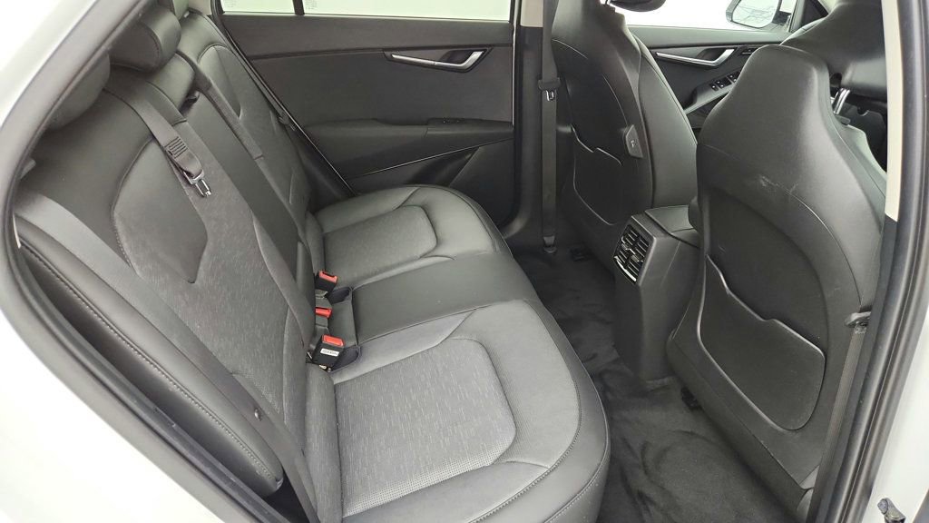 Used 2024 Kia Niro Wave w/ Wave Preserve Package image 22