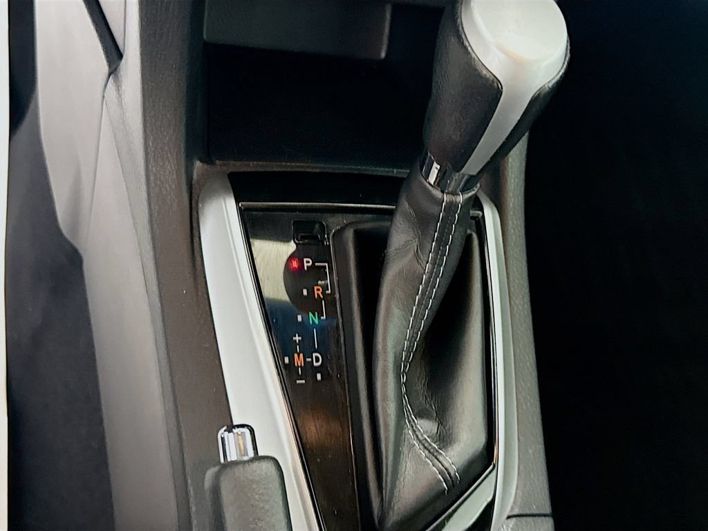 Used 2019 Toyota Corolla L FWD image 16
