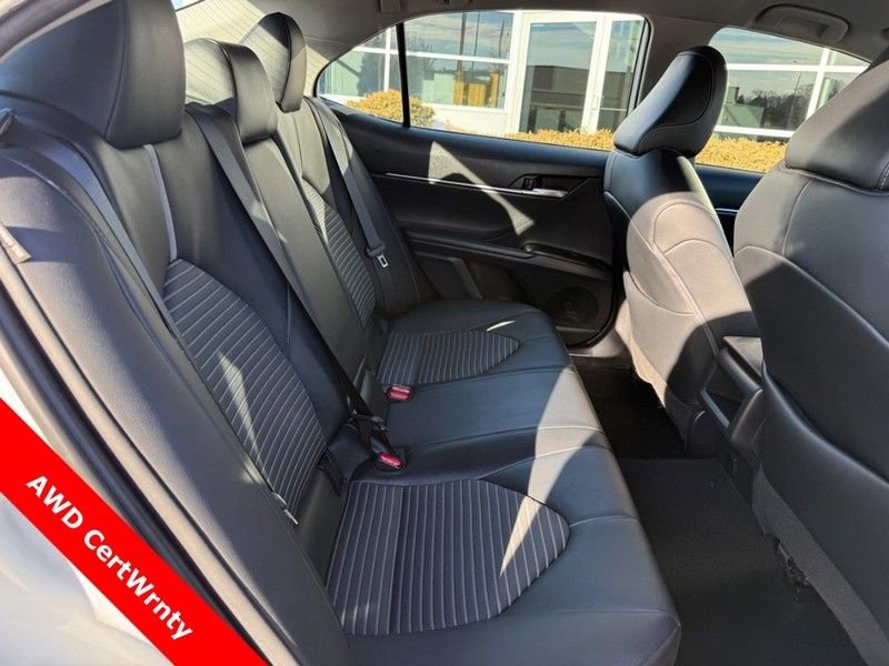 Used 2024 Toyota Camry SE image 12