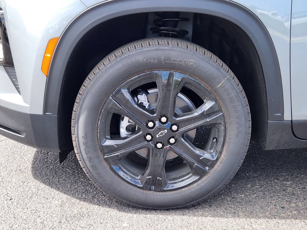 New 2027 Chevrolet Traverse LT w/ Midnight/Sport Edition AWD/4WD image 5