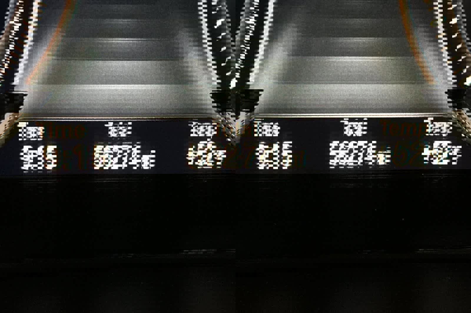 Used 2019 BMW X6 xDrive50i w/ M Sport Package image 26