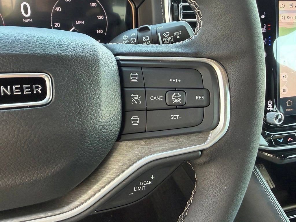 New 2026 Jeep Grand Wagoneer Limited AWD/4WD image 17
