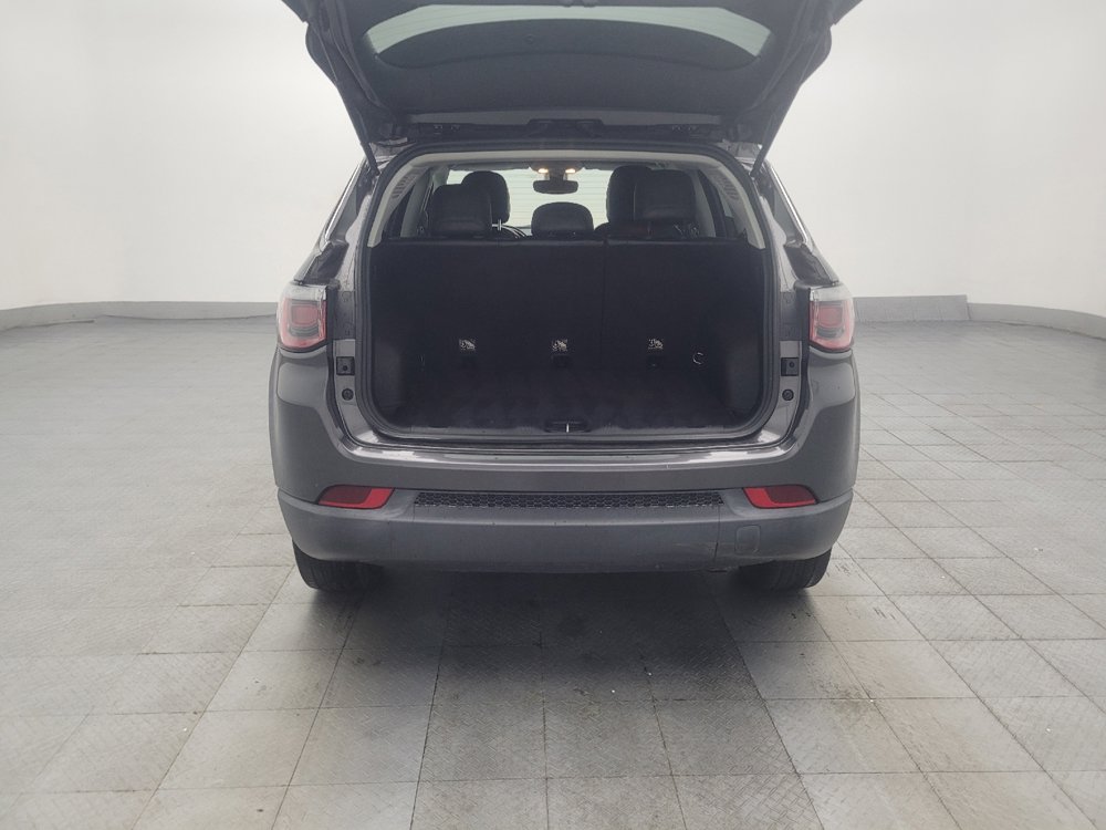 Used 2017 Jeep Compass Latitude w/ Popular Equipment Group FWD image 29