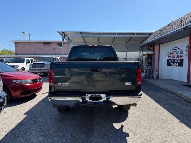 Used 2005 Ford F250 Lariat image 6