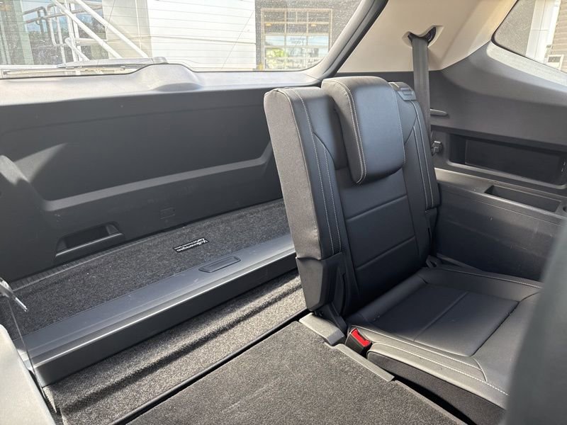 Used 2023 Volkswagen Atlas SE AWD/4WD image 8