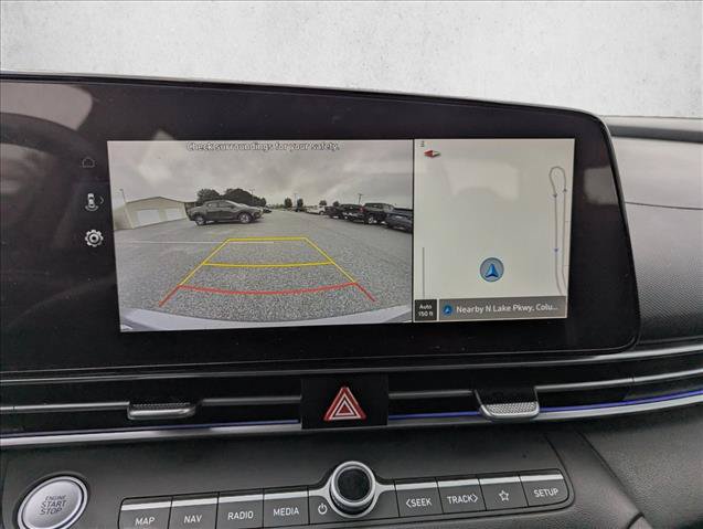 Used 2025 Hyundai Elantra SEL FWD image 17