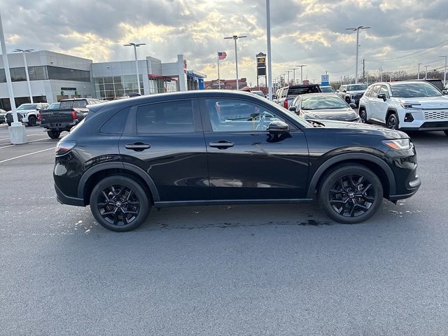 Used 2023 Honda HR-V Sport image 5