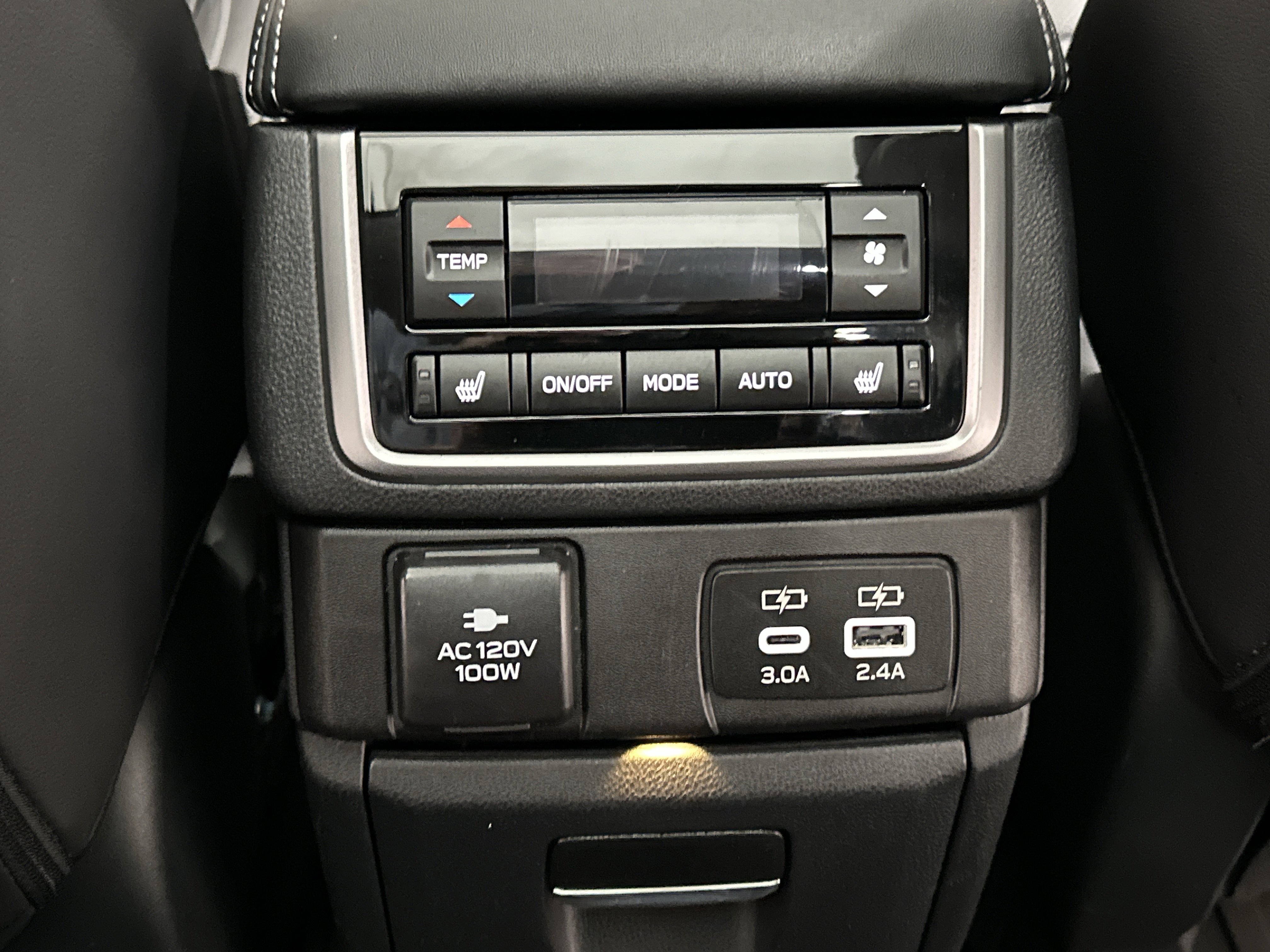 Used 2023 Subaru Ascent Touring AWD/4WD image 25
