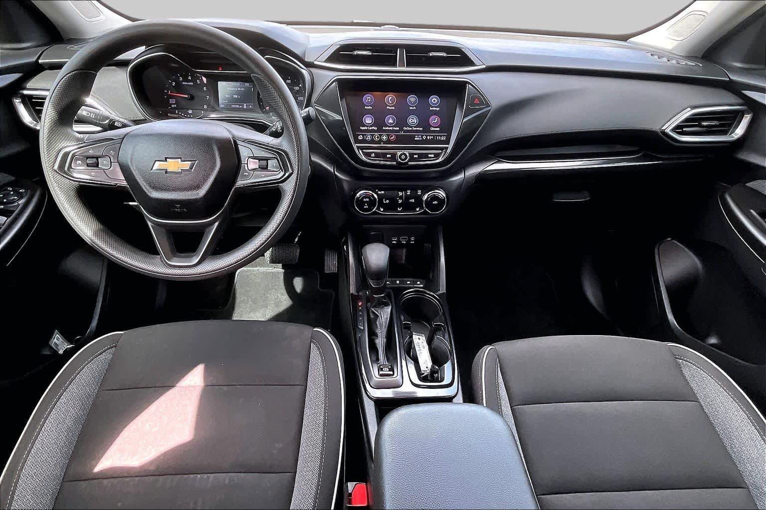 Used 2021 Chevrolet TrailBlazer LT w/ Convenience Package FWD image 14