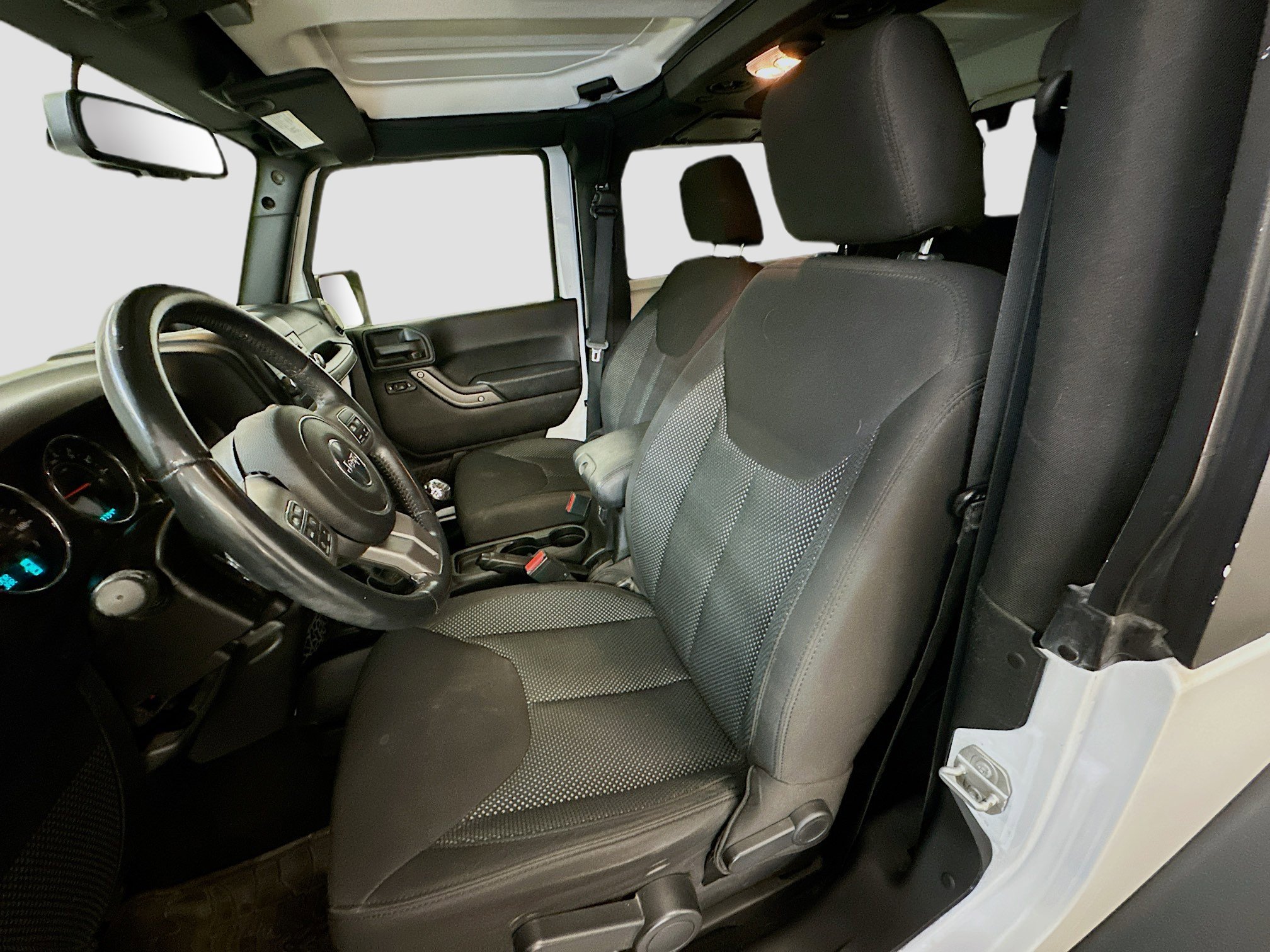 Used 2016 Jeep Wrangler Sport image 13