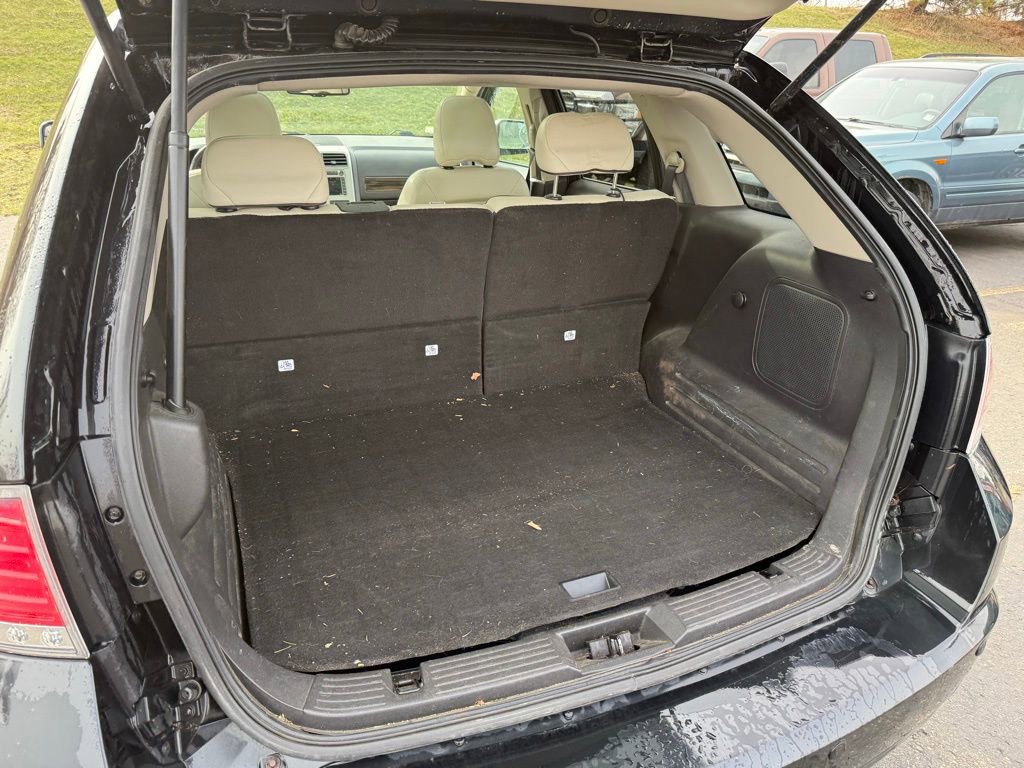 Used 2010 Lincoln MKX AWD image 5