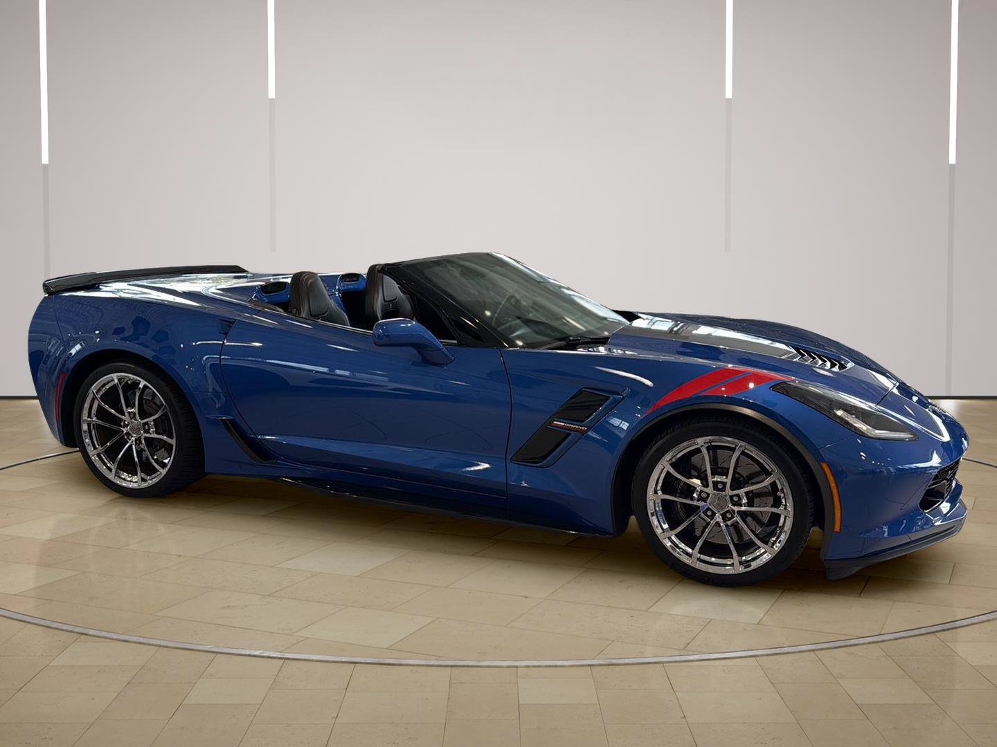 Used 2019 Chevrolet Corvette Grand Sport RWD image 5