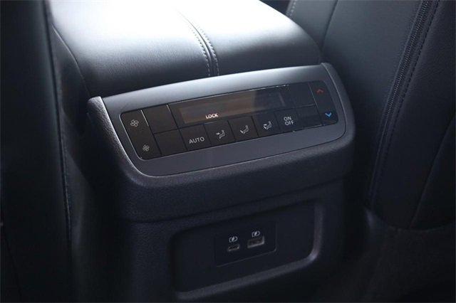 Certified 2024 Nissan Pathfinder SL image 24