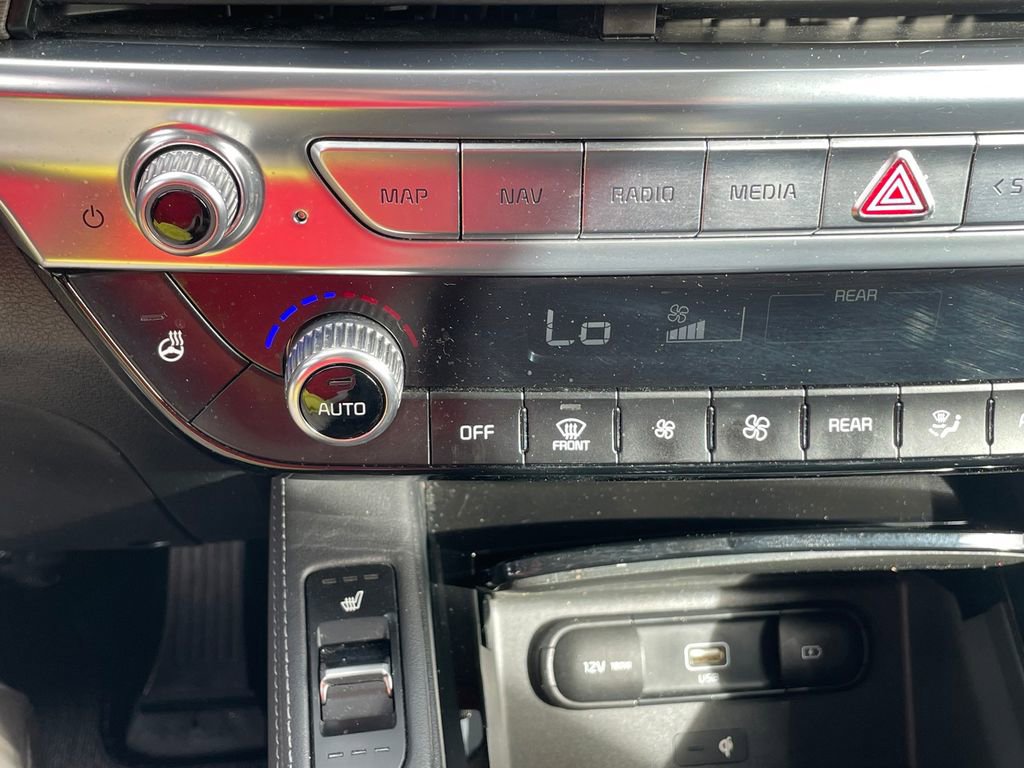 Used 2022 Kia Telluride EX w/ EX Premium Package image 22