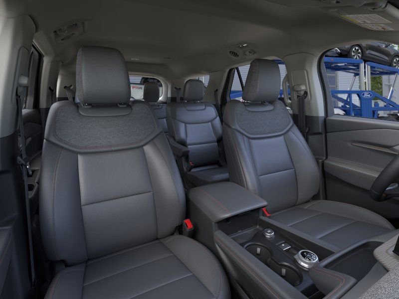 New 2026 Ford Explorer Active image 12