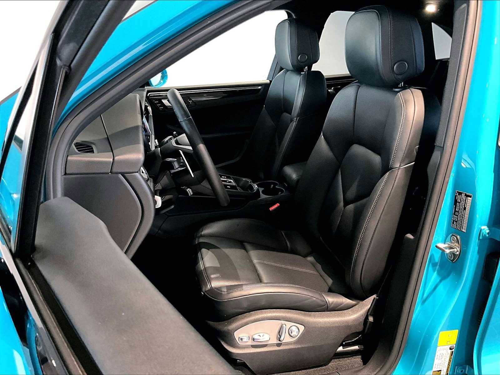 Used 2022 Porsche Macan image 8