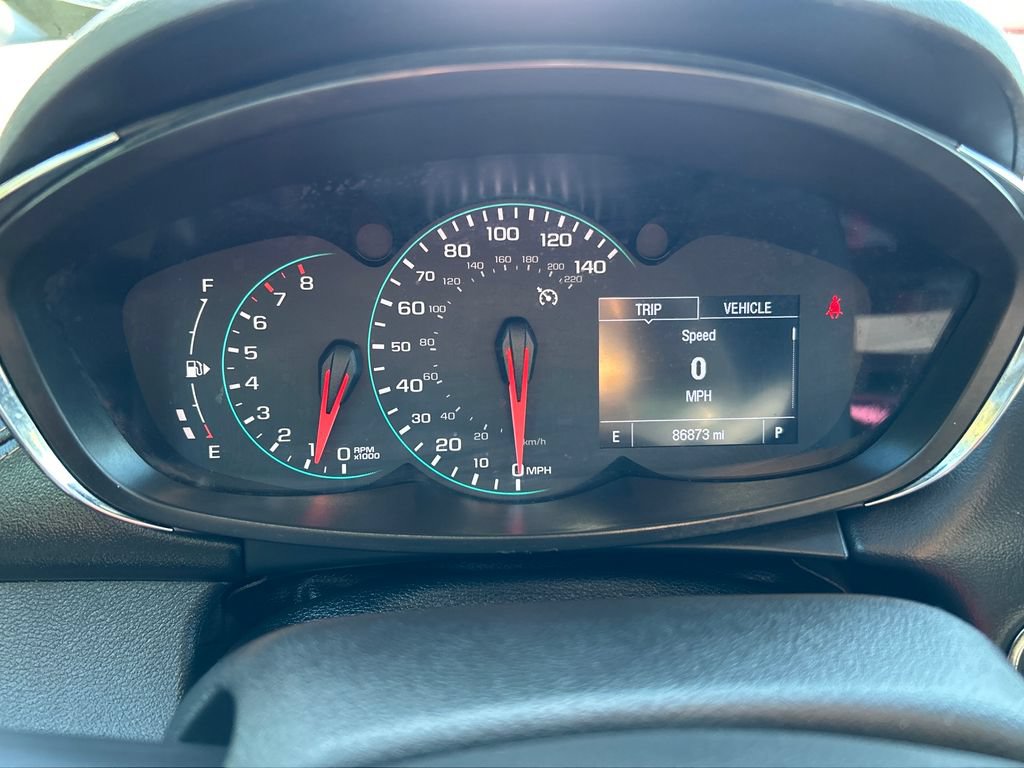 Used 2019 Chevrolet Trax LT w/ LT Convenience Package FWD image 24