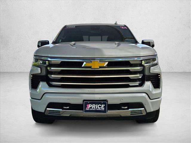 Used 2024 Chevrolet Silverado 1500 High Country w/ High Country Premium Package AWD/4WD image 2