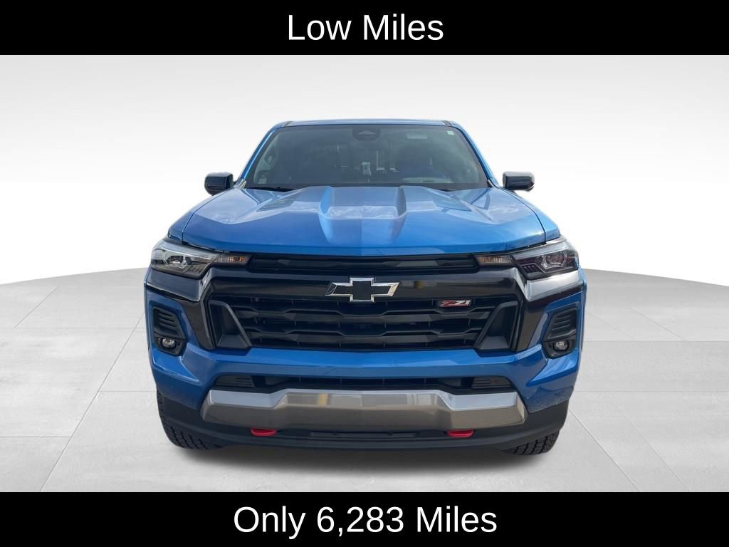 Used 2024 Chevrolet Colorado Z71 w/ Z71 Convenience Package 2 AWD/4WD image 2
