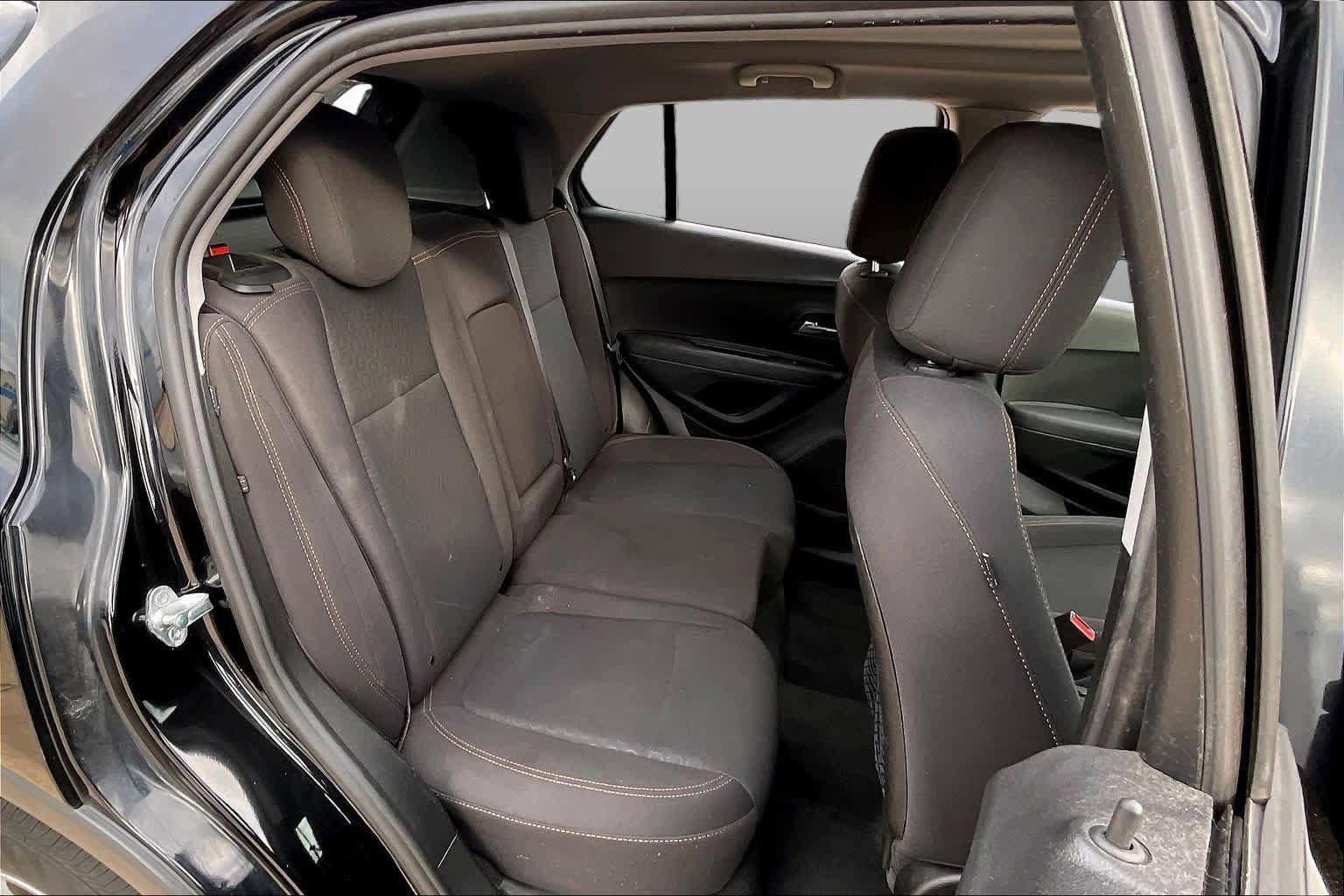 Used 2019 Chevrolet Trax LS w/ Tint and Cruise Package FWD image 19
