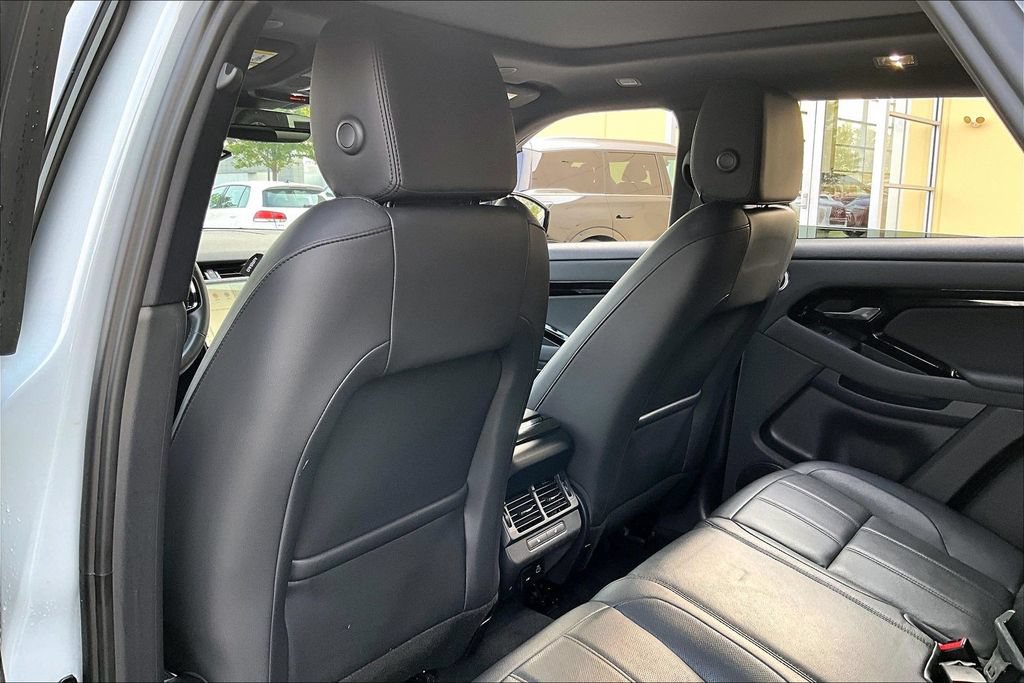 Used 2024 Land Rover Range Rover Evoque S AWD/4WD image 31