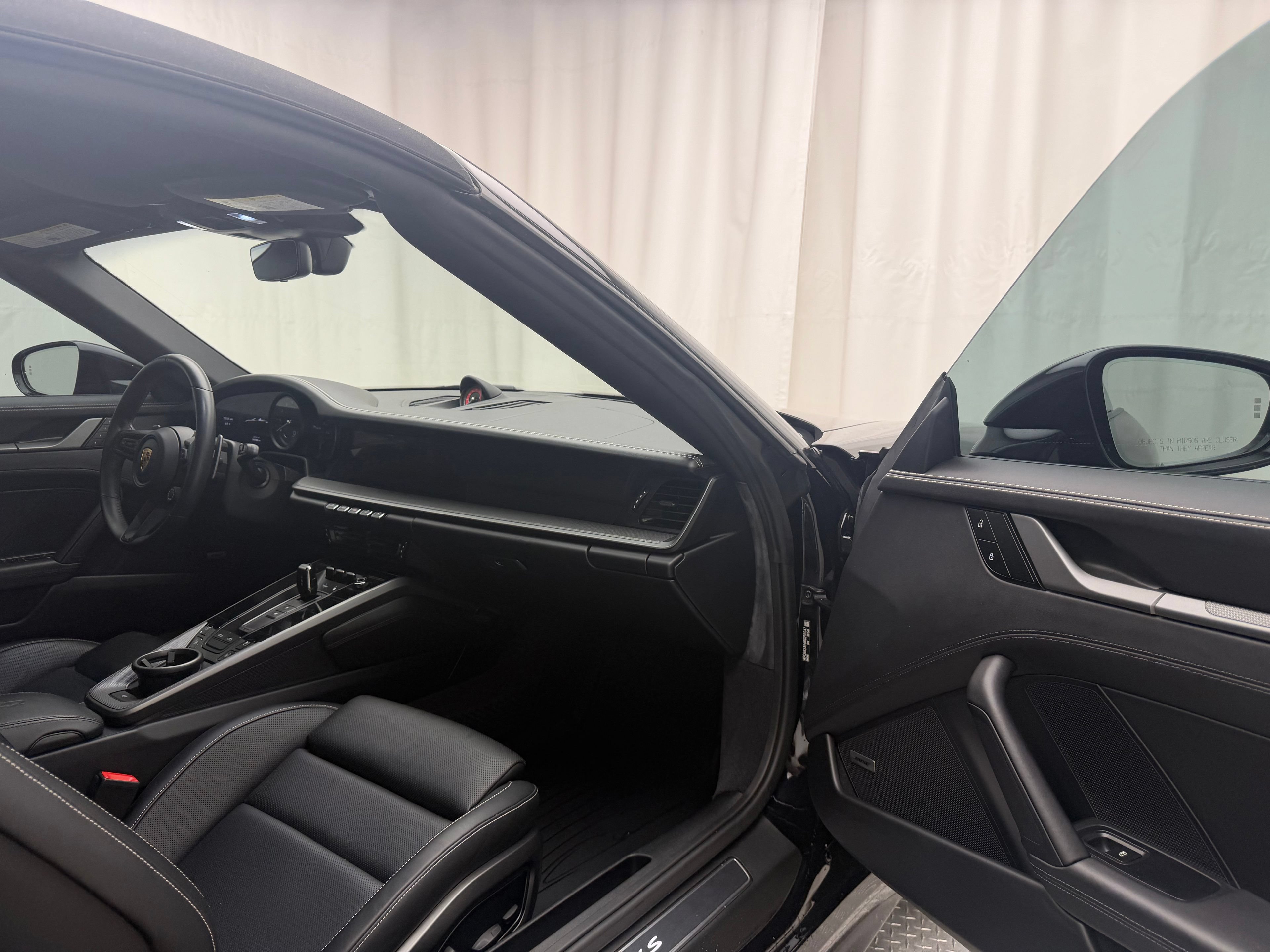 Used 2024 Porsche 911 Targa 4S AWD/4WD image 17