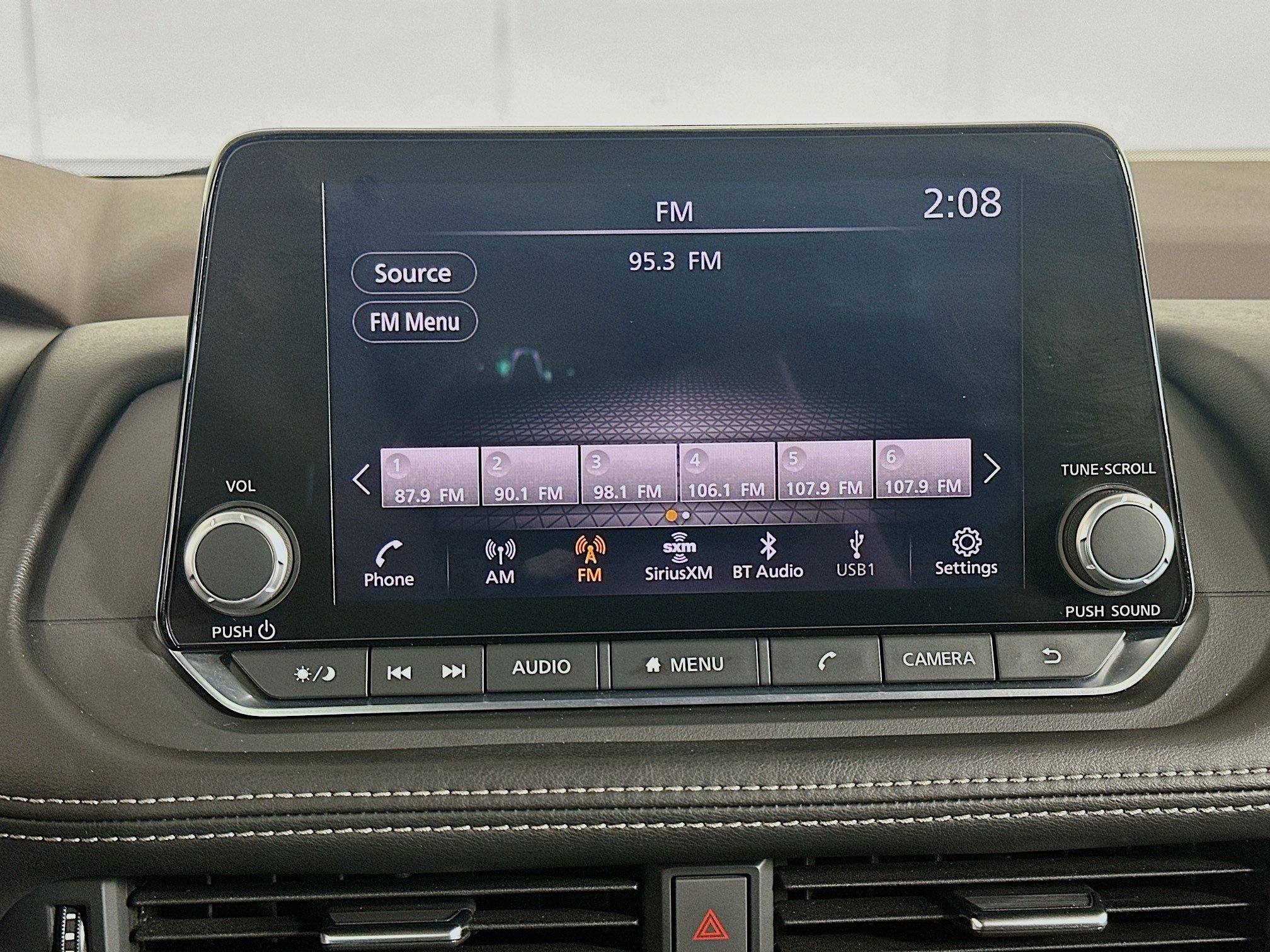 Used 2023 Nissan Rogue SV FWD image 21