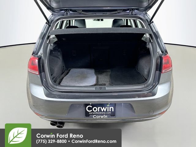 Used 2015 Volkswagen Golf S image 23