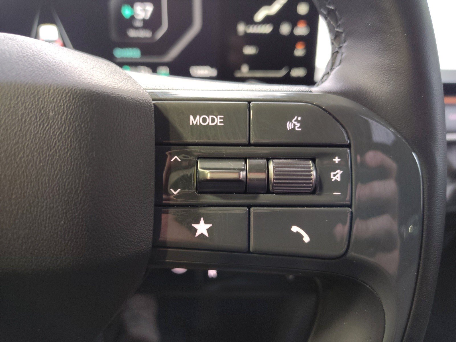 Used 2024 Kia EV9 Land AWD/4WD image 27