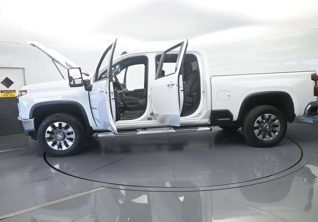 Used 2022 Chevrolet Silverado 2500 LT w/ Convenience Package AWD/4WD image 79