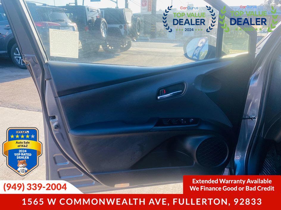 Used 2022 Toyota Prius Prime Limited image 18