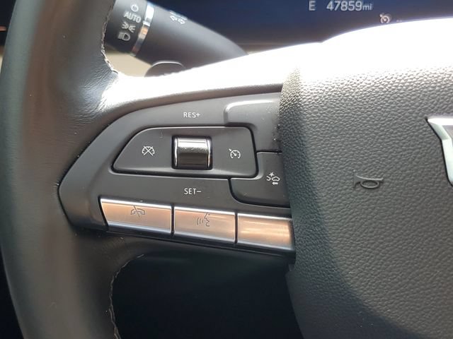 Certified 2024 Cadillac XT4 Luxury FWD image 23