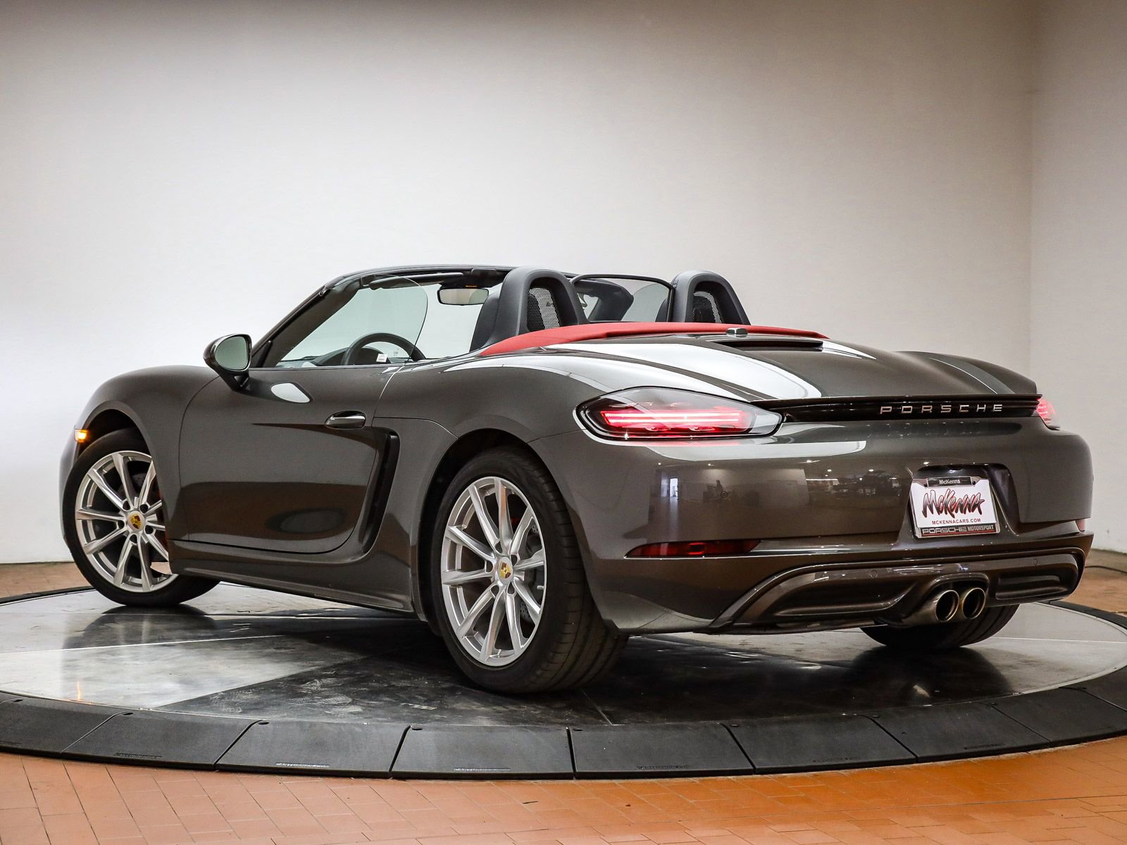 Certified 2024 Porsche 718 Boxster S image 3