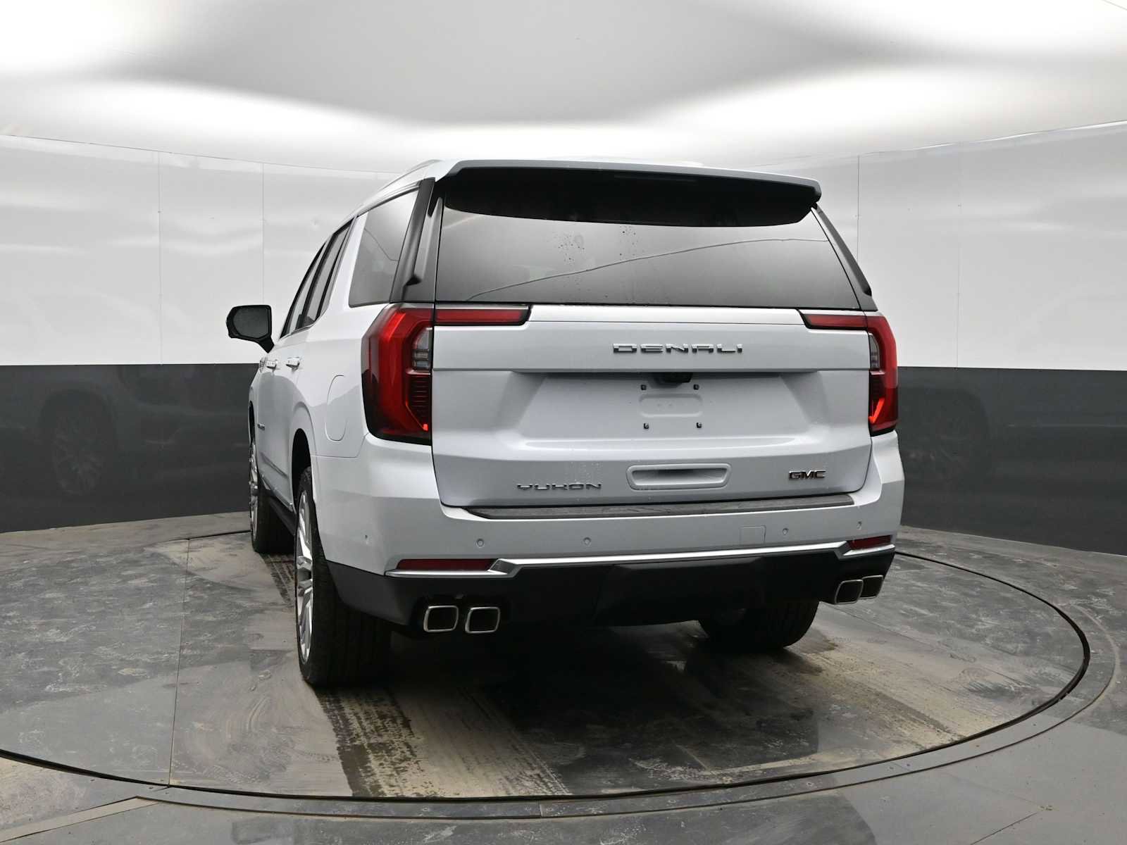 New 2026 GMC Yukon Denali w/ Denali Reserve Package image 7
