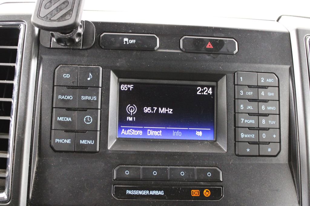 Used 2017 Ford F250 XLT w/ XLT Value Package image 33