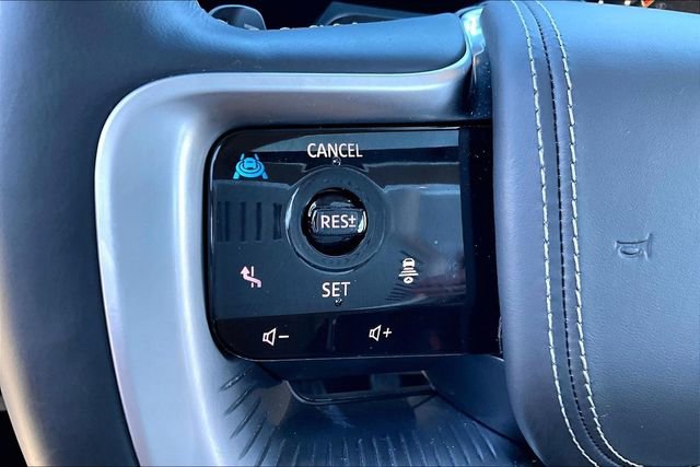 Certified 2025 INFINITI QX80 Sensory image 18