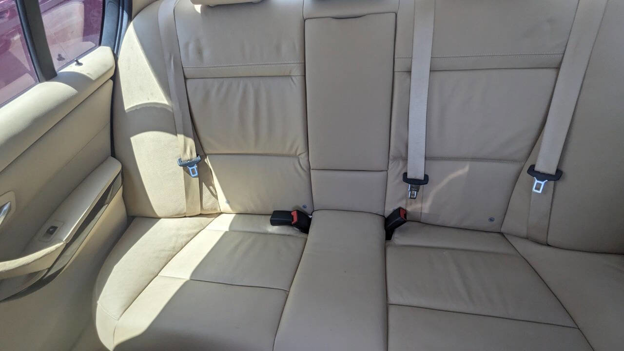 Used 2011 BMW 328i Sedan image 5