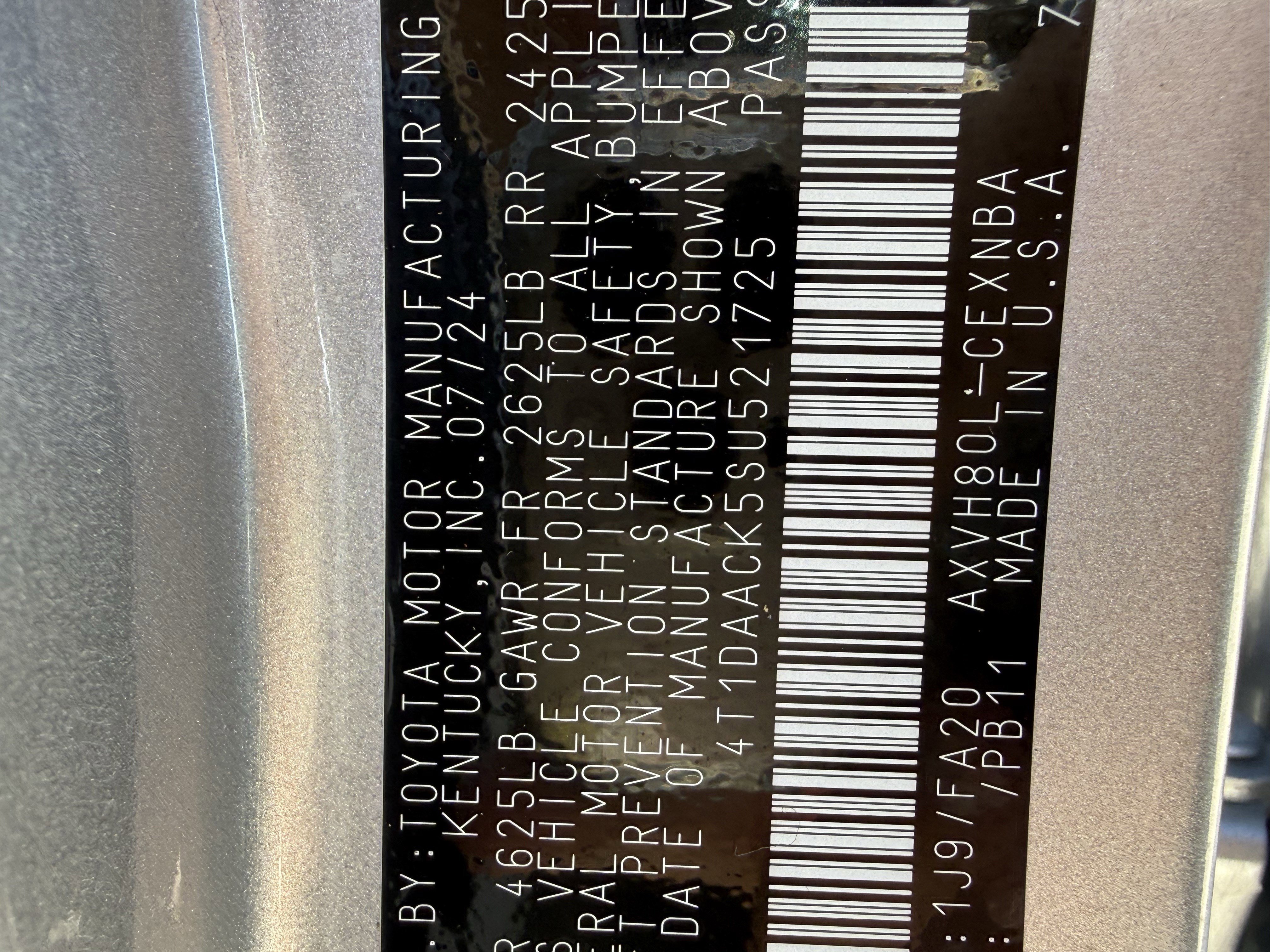 Used 2025 Toyota Camry LE image 35