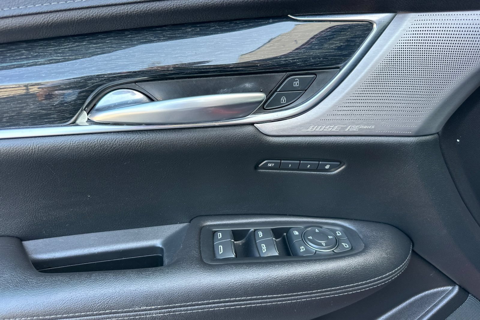 Certified 2023 Cadillac XT5 Premium Luxury w/ Technology Package FWD image 11