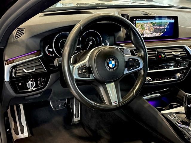 Used 2019 BMW 530e w/ M Sport Package image 18