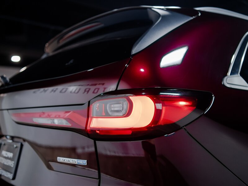 Used 2024 MAZDA CX-90 Plug-In Hybrid w/ Premium Pkg AWD/4WD image 14