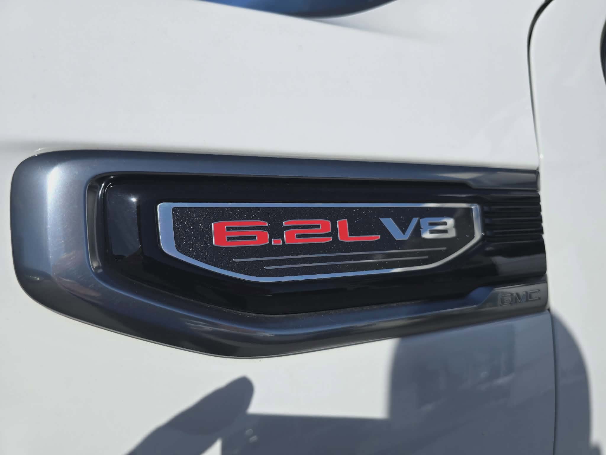 Used 2025 GMC Sierra 1500 AT4 image 12