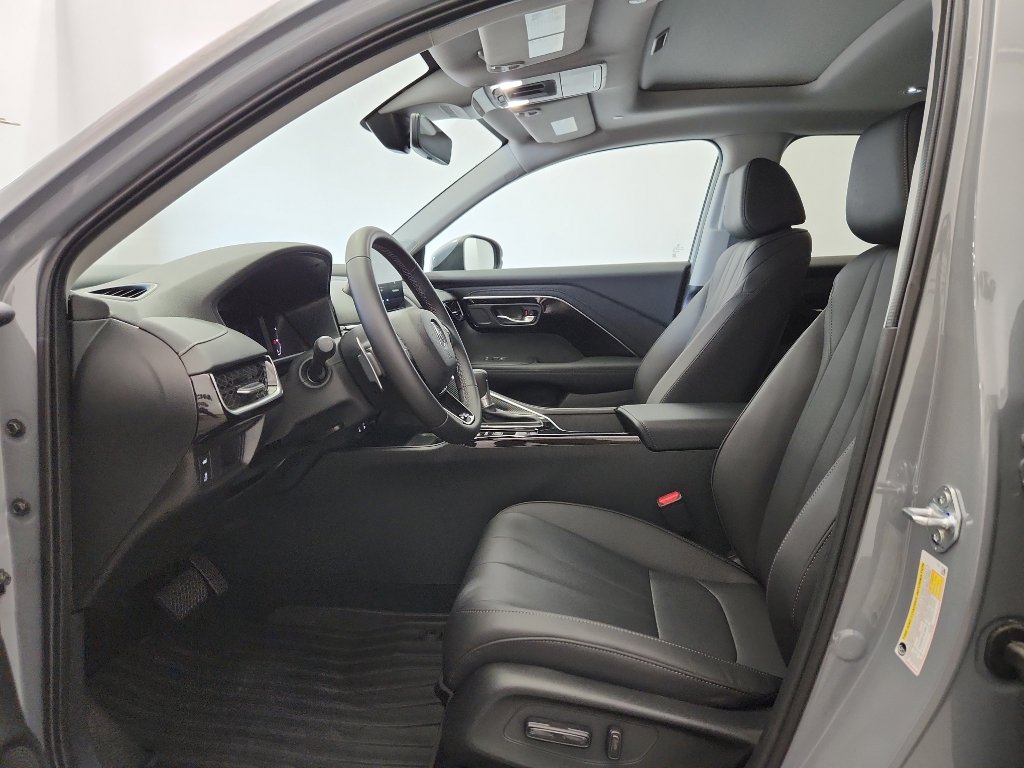 Certified 2025 Acura ADX FWD image 6