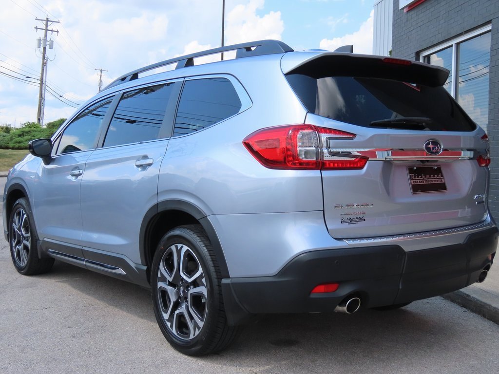 Used 2024 Subaru Ascent Limited image 14