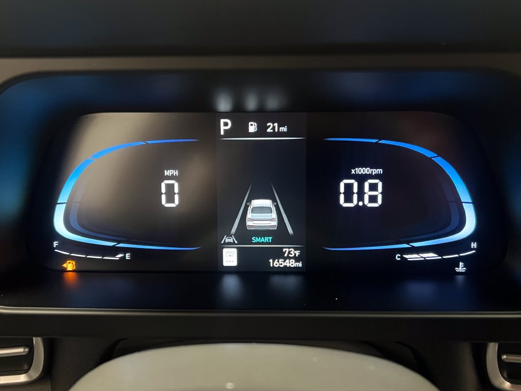Used 2025 Hyundai Elantra Sport FWD image 16